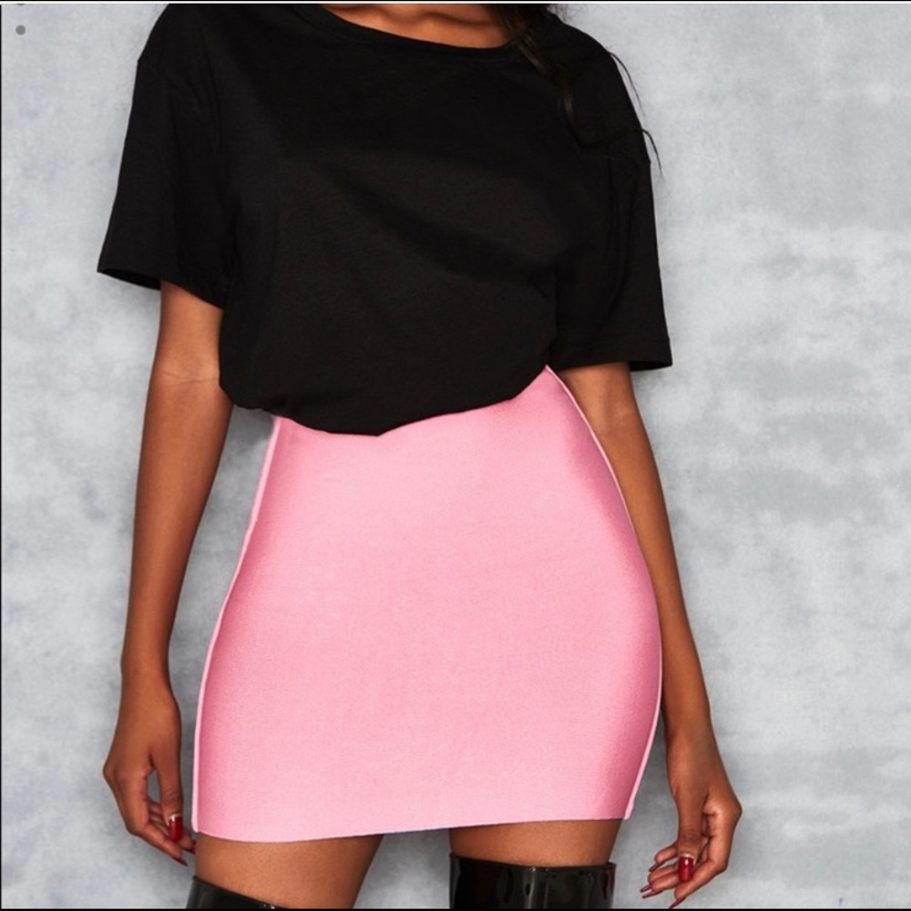 Mistress Rocks pink skirt, size XS💕💕